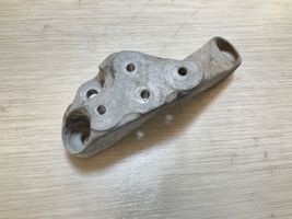 Opel Mokka X Engine mounting bracket 