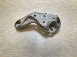 Opel Mokka X Engine mounting bracket 