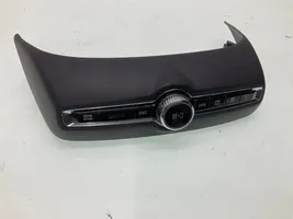 Volvo XC40 Controllo multimediale autoradio 31456672