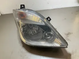 Mercedes-Benz Sprinter W906 Lampa przednia A9068200461