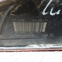 Volkswagen Tiguan Aizmugurējais lukturis pārsegā 5N0945094B