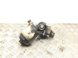 Opel Combo C Supporto di montaggio del filtro dell’olio 