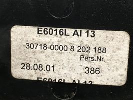BMW 3 E46 Consolle centrale del vano portaoggetti 3071800008202188