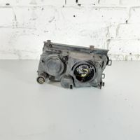 Volkswagen PASSAT B5 Lampa przednia 4411156R