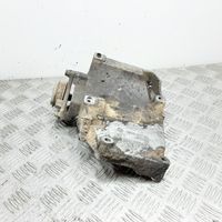 Audi A4 S4 B5 8D Mocowanie alternatora 038260885C