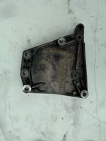 Opel Astra J Staffa di montaggio del compressore dell’A/C 55567925