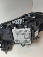 BMW X5 G05 Lampa przednia 5A2799201