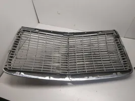 Mercedes-Benz 200 300 W123 Atrapa chłodnicy / Grill 