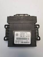Volkswagen Jetta VI Gearbox control unit/module 09G927749AA