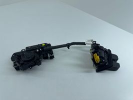 Audi A4 S4 B9 Siłownik elektryczny podnoszenia klapy tylnej / bagażnika 4M0827506B