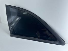 Audi A4 S4 B9 Fenêtre latérale avant / vitre triangulaire 8W9845299