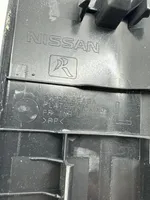 Nissan Qashqai Copertura del rivestimento del sottoporta anteriore 769B54EA0A