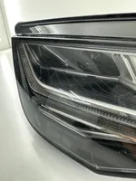 Audi A7 S7 4G Lampa przednia 4G8941036A