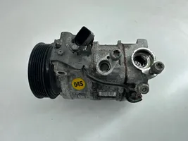 Audi A7 S7 4G Ilmastointilaitteen kompressorin pumppu (A/C) 4M0820803J