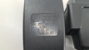 Audi A8 S8 D4 4H Klamra środkowego pasa bezpieczeństwa fotela tylnego 4H0857740