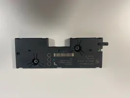 BMW 3 E90 E91 Aerial antenna amplifier 9193841