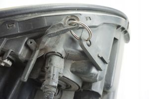 Lexus RX 330 - 350 - 400H Lampa przednia 