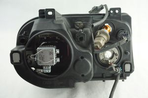 Chrysler 300 - 300C Lampa przednia 