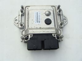 Suzuki Swift Calculateur moteur ECU 0261S05713