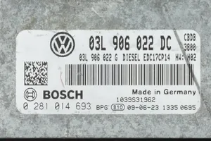 Volkswagen Golf VI Calculateur moteur ECU 03L906022DC