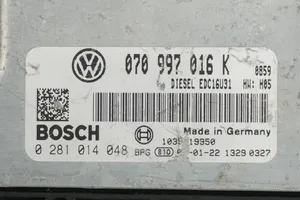 Volkswagen Transporter - Caravelle T5 Sterownik / Moduł ECU 070997016K