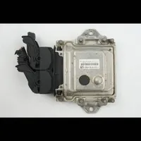 Suzuki SX4 Unidad de control/módulo del motor 3392055L20