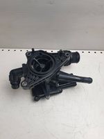 Hyundai Tucson IV NX4 Boîtier de thermostat / thermostat 256002M810