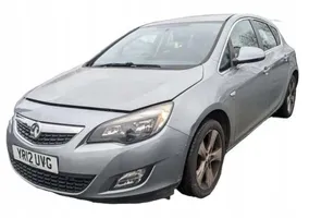 Opel Astra J Priekio detalių komplektas ZGAL