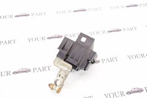 Toyota Prius (XW20) Cable positivo (batería) 