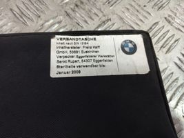 BMW 7 E65 E66 Kit di pronto soccorso 8270015