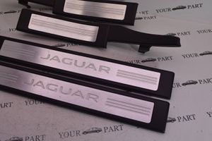 Jaguar XF Garniture de protection de seuil intérieur 8X23-F13744-AG
