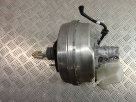 BMW X3 G01 Główny cylinder hamulca 6883986