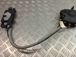 BMW X3 G01 Siłownik elektryczny podnoszenia klapy tylnej / bagażnika 7383561