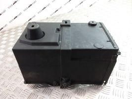 Ford C-MAX II Vassoio scatola della batteria AM5110723D