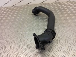 BMW X3 G01 Tube d'admission de tuyau de refroidisseur intermédiaire 8601683