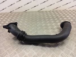 BMW X3 G01 Tube d'admission de tuyau de refroidisseur intermédiaire 8601683