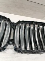 BMW X5 G05 Grotelės priekinės 7454888