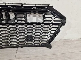 Audi RS6 C8 Grille calandre supérieure de pare-chocs avant 4K8853651F