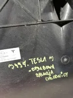 Tesla Model 3 Wlot / Kanał powietrza intercoolera 107673200H