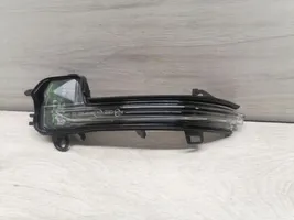 BMW 1 F40 Mirror indicator light 9879128