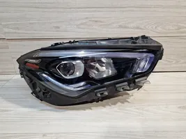 Mercedes-Benz CLA C118 X118 Lampa przednia 