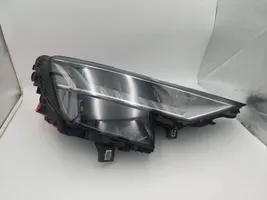 Audi Q8 Headlight/headlamp 4M8941036