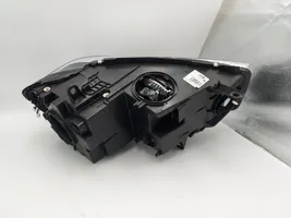 BMW X5 F15 Lampa przednia 7410683