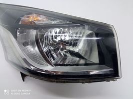 Renault Trafic III (X82) Lampa przednia 