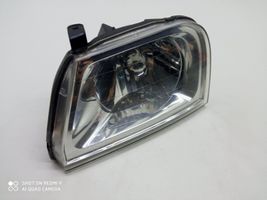 Mitsubishi L200 Lampa przednia 