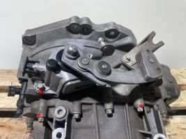 Opel Zafira C Manual 6 speed gearbox 55575539