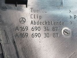 Mercedes-Benz A W169 Muu ulkopuolen osa A1696903487