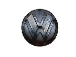 Volkswagen PASSAT B6 Mostrina con logo/emblema della casa automobilistica 3C9853630