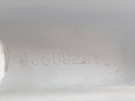 Iveco Daily 35.8 - 9 Staffa di montaggio del radiatore 93809291