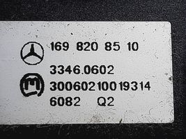 Mercedes-Benz A W169 Interruttore riscaldamento sedile 1698208510